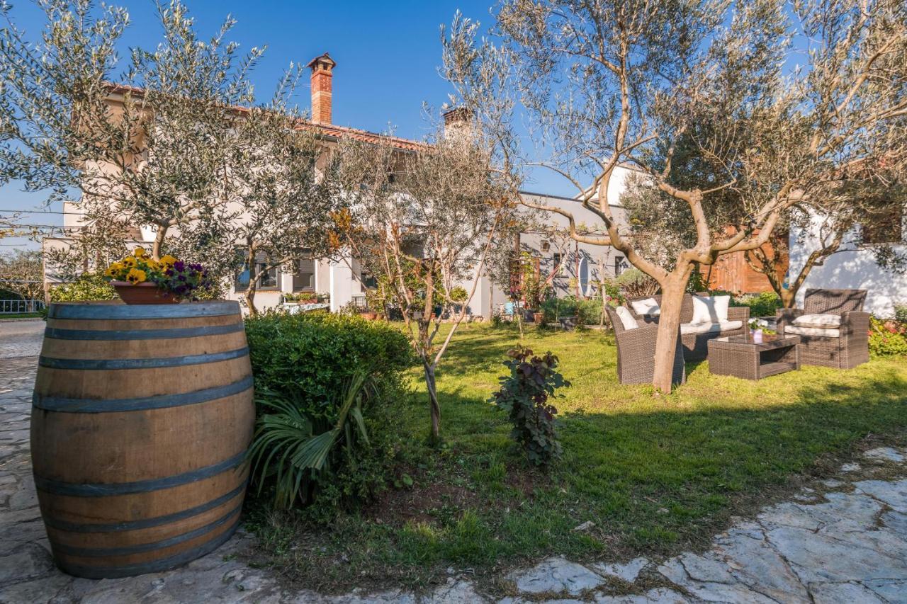 Wine Garden Holiday Home Pola Esterno foto