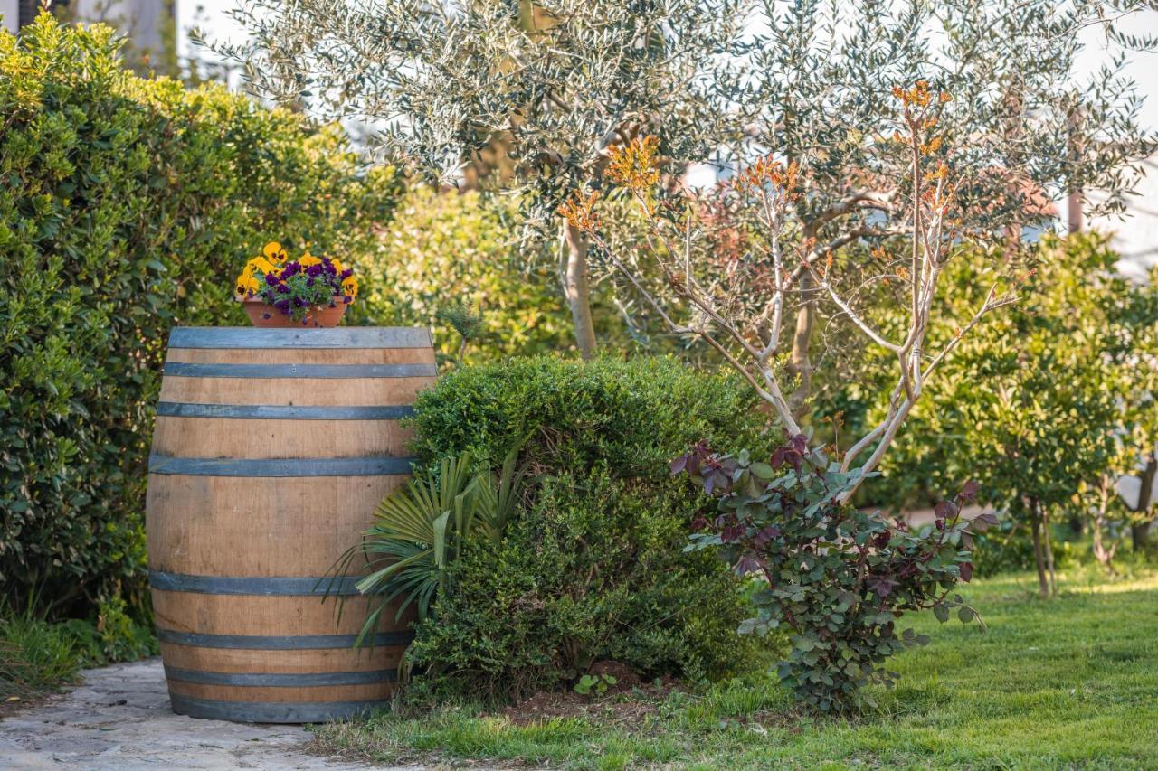 Wine Garden Holiday Home Pola Esterno foto