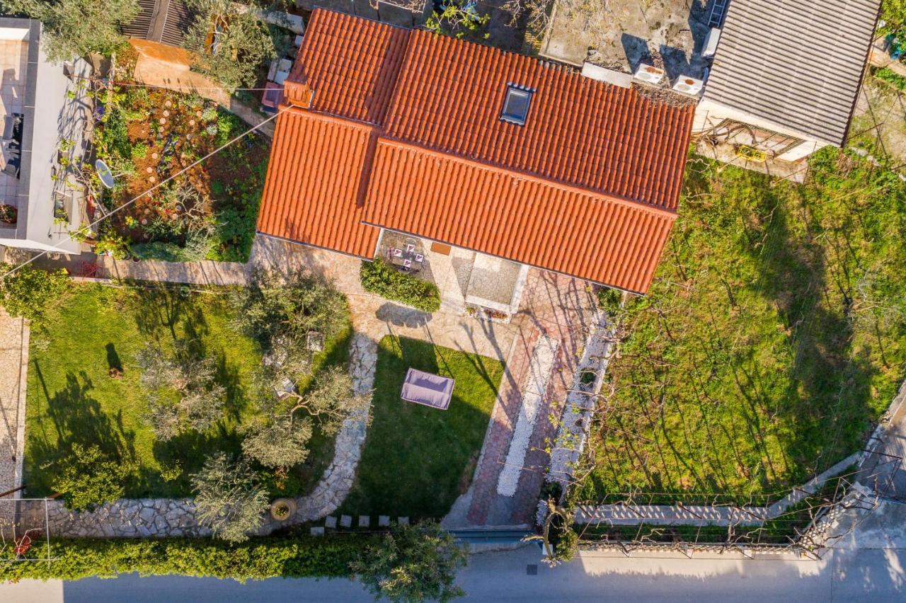 Wine Garden Holiday Home Pola Esterno foto