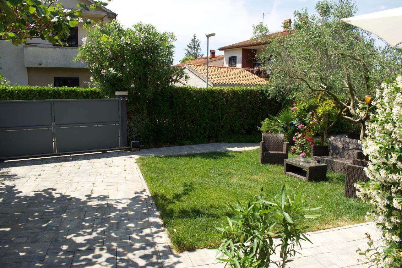 Wine Garden Holiday Home Pola Esterno foto
